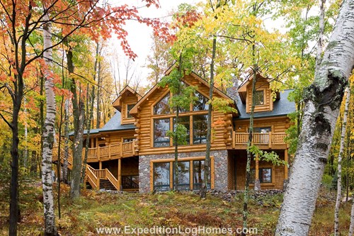 All In The Family Wisconsin Log Home Story Expedition Log And Timber Homes